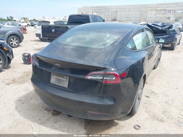 2023 TESLA MODEL 3 5YJ3E1EAXPF453415 Photo 3