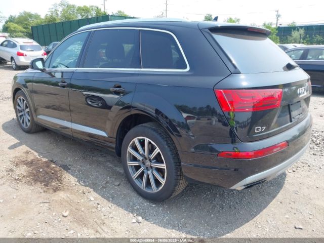 2017 AUDI Q7 WA1LAAF73HD019855 Photo 2