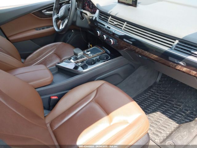 2017 AUDI Q7 WA1LAAF73HD019855 Photo 4