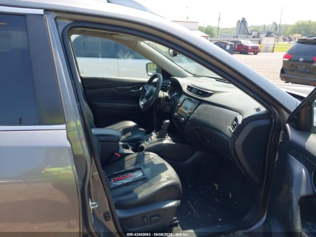 2020 NISSAN ROGUE 5N1AT2MV2LC717074 Photo 4