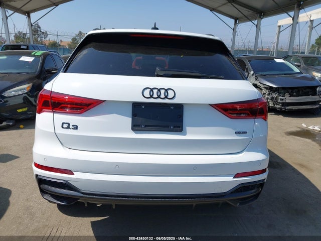 Audi 45 tfsi 2022 WA1DECF34N1145673 Image 16