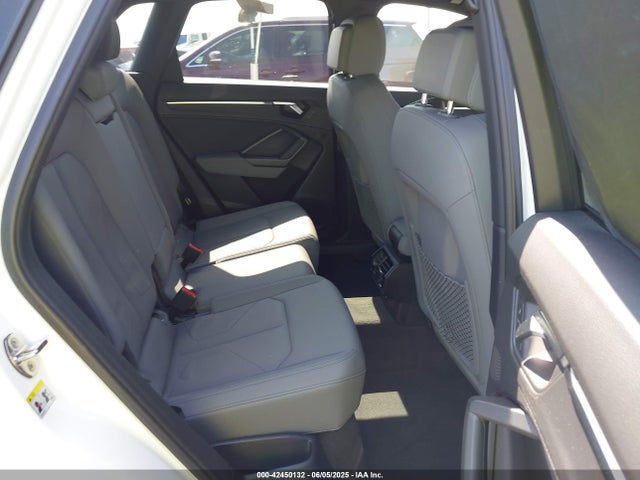 Audi 45 tfsi 2022 WA1DECF34N1145673 Image 8