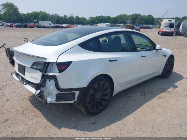 5YJ3E1ECXNF335833 Tesla 2022