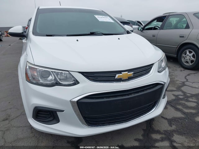 1G1JB5SHXJ4113116 Chevrolet Sonic Ls Auto