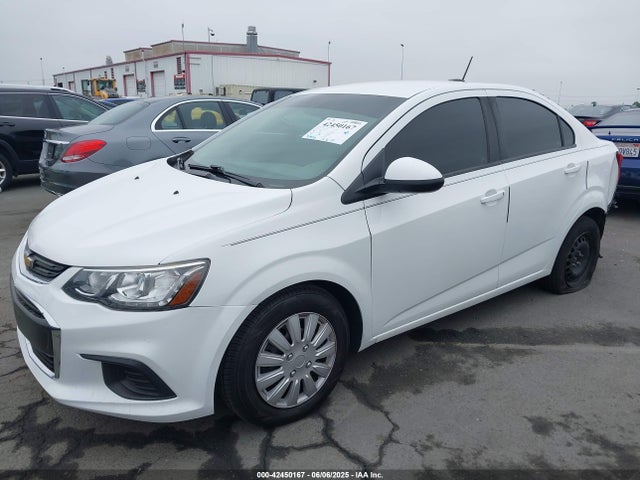 1G1JB5SHXJ4113116 Chevrolet Sonic Ls Auto