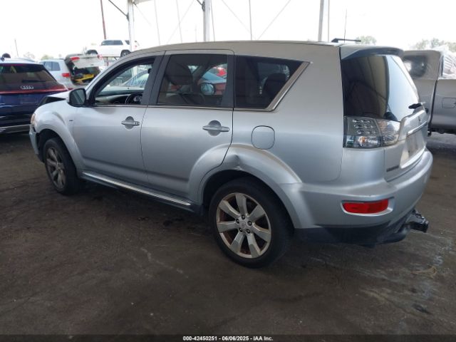 2011 MITSUBISHI OUTLANDER JA4JS4AX2BU033668 Photo 2
