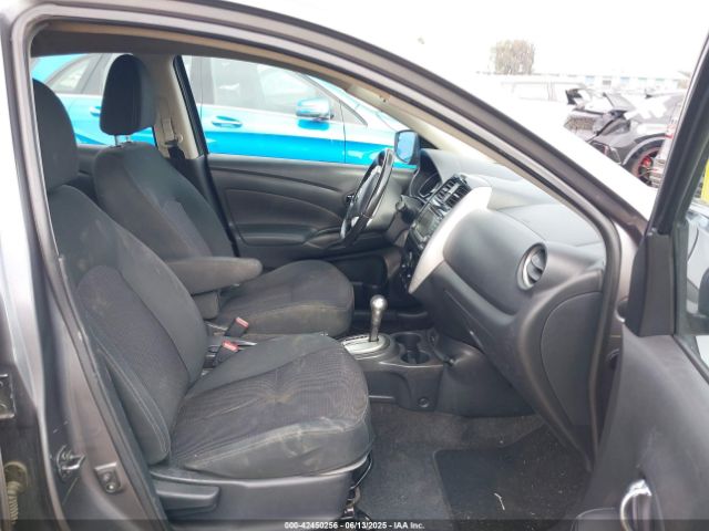 3N1CN7AP3HL893124 Nissan 2017