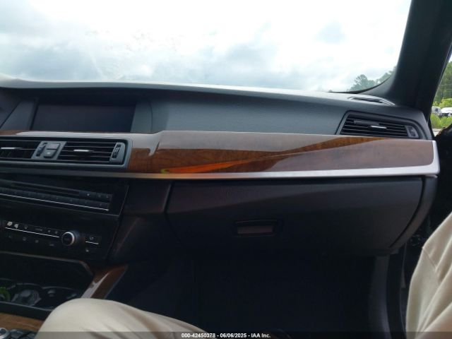 2012 BMW 550I WBAFR9C58CDX79086 Photo 4
