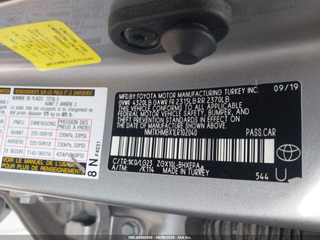 2020 TOYOTA C-HR NMTKHMBX1LR102040 Photo 8