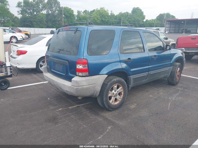 2003 Ford Escape Xls მანქანა იყიდება აუქციონზე, vin: 1FMYU021X3KA51622, აუქციონის ნომერი: 42450466