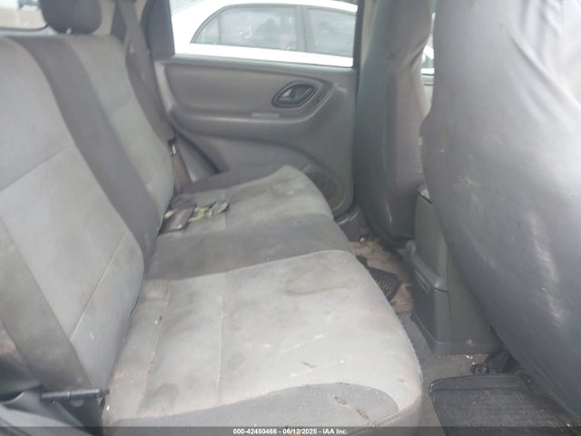 2003 Ford Escape Xls მანქანა იყიდება აუქციონზე, vin: 1FMYU021X3KA51622, აუქციონის ნომერი: 42450466