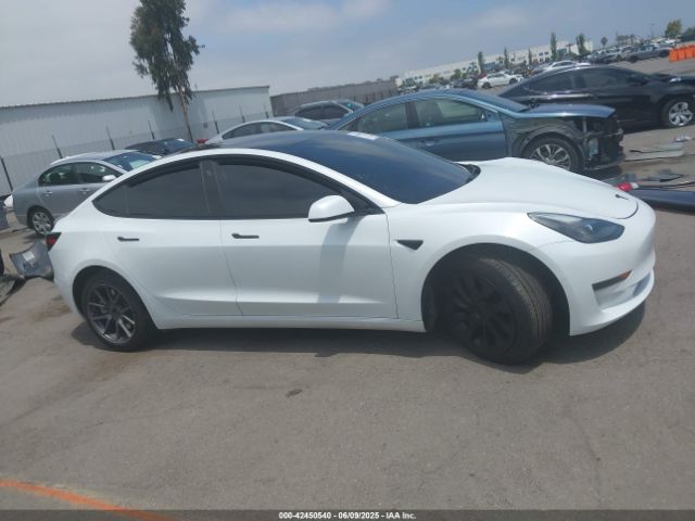 5YJ3E1EA0NF102851 Tesla MODEL 3