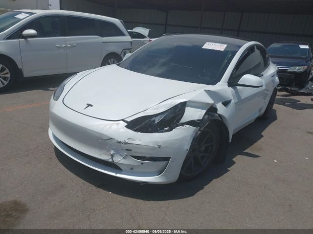 5YJ3E1EA0NF102851 Tesla MODEL 3