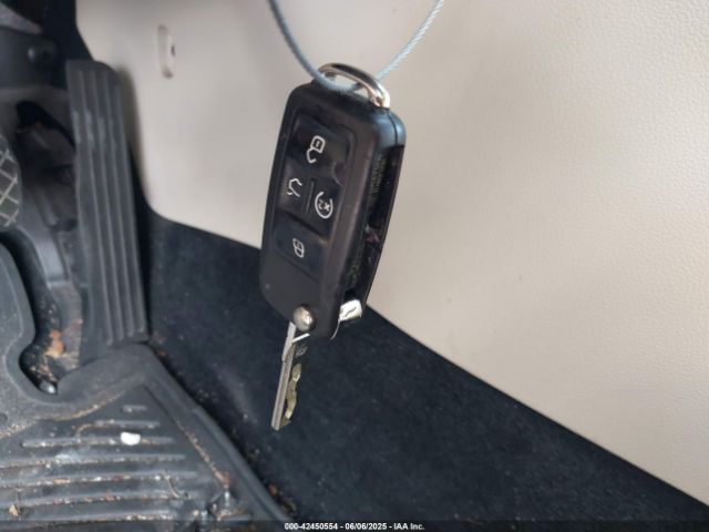2017 VOLKSWAGEN PASSAT 1VWGT7A30HC058916 Photo 10