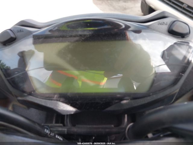 2022 SUZUKI GSX-S750 JS1C533D6N7100112 Photo 6