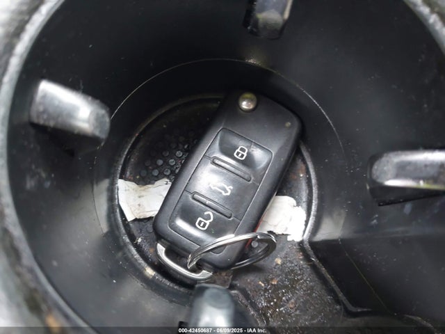 3VW637AJXFM307549 Volkswagen 2015