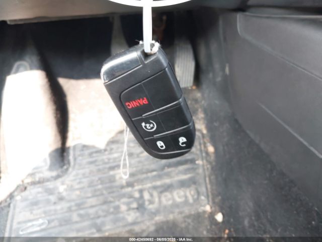 ZACCJABT9FPB85000 Jeep Renegade Latitude