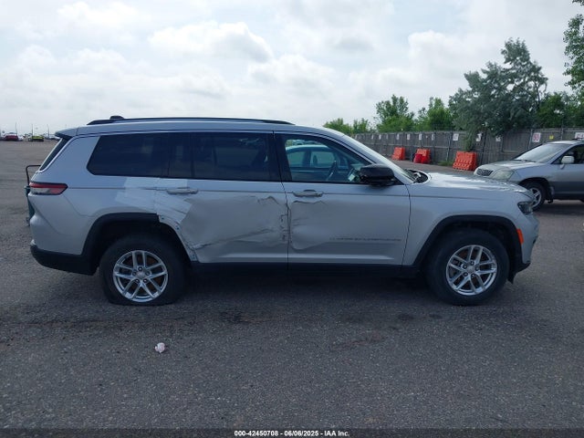 1C4RJKAG0P8803706 Jeep Grand Cherokee L Laredo 4x4