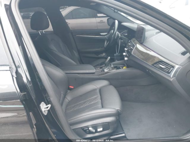 2022 BMW 530 WBA53BH05NWX39783 Photo 4