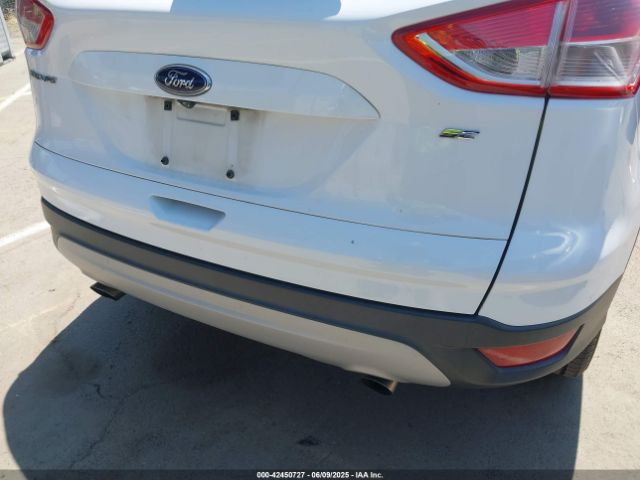 1FMCU0G71FUA43568 Ford ESCAPE SE