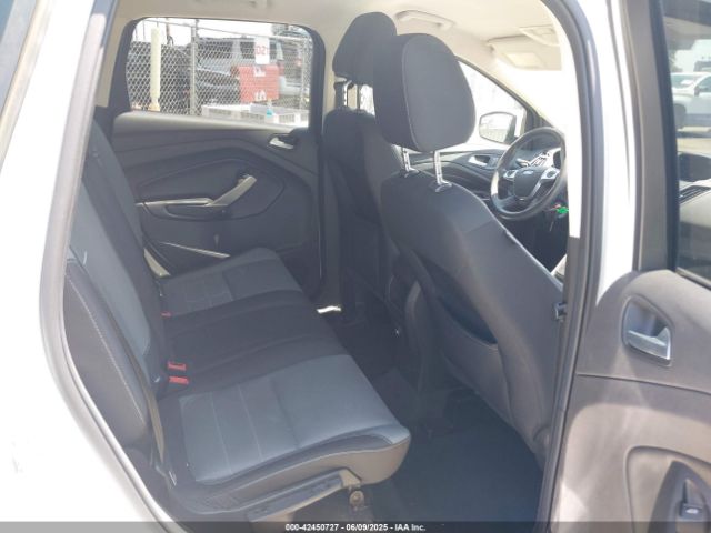 1FMCU0G71FUA43568 Ford ESCAPE SE