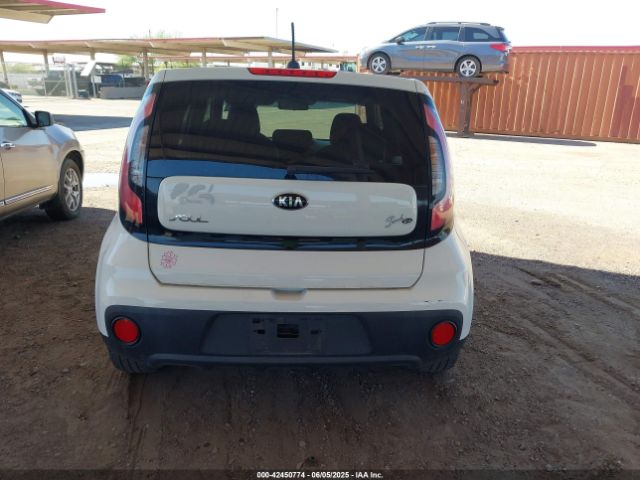 KNDJN2A2XH7469178 KIA Soul