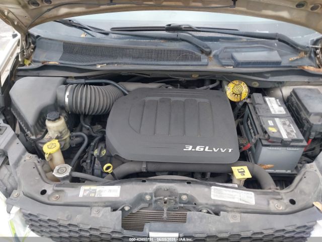 2C4RDGCGXER322705 Dodge Grand Caravan Sxt