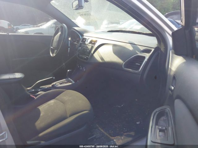2012 CHRYSLER 200 1C3CCBAG8CN163762 Photo 4