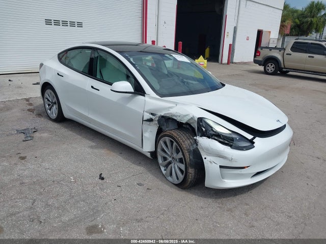 2022 TESLA MODEL 3 5YJ3E1EA6NF153853 Photo 0