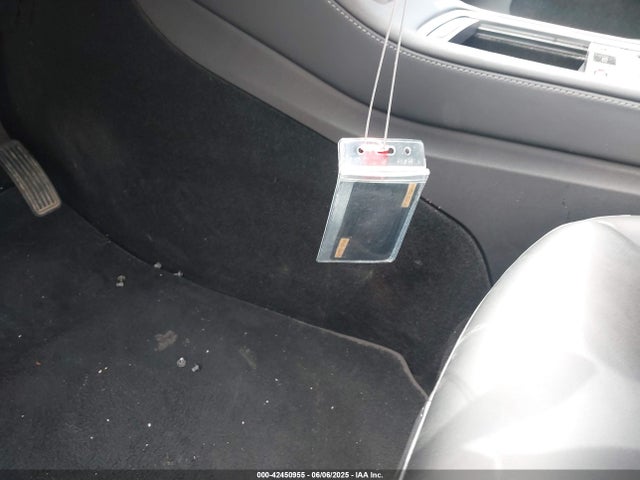 2023 TESLA MODEL Y 7SAYGDEE0PA109094 Photo 10
