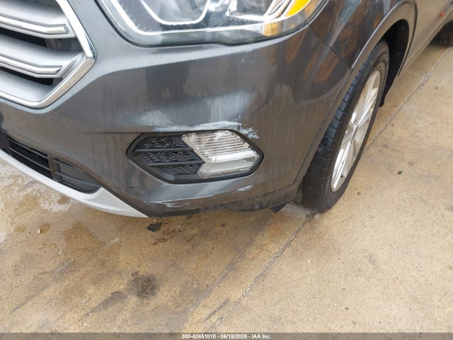 1FMCU0G96HUD36127 Ford 2017