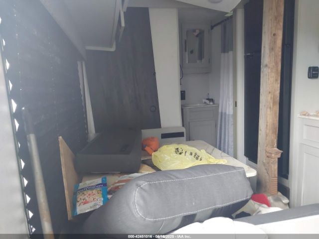 2022 FOREST RIVER SALEM 4X4TSM711MY010065 Photo 6