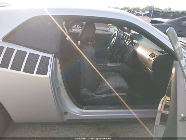 2012 DODGE CHALLENGER 2C3CDYBT4CH193975 Photo 4