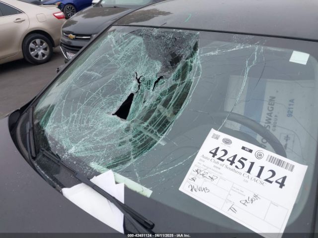 2018 BMW 320I WBA8A9C50JAH12595 Photo 5