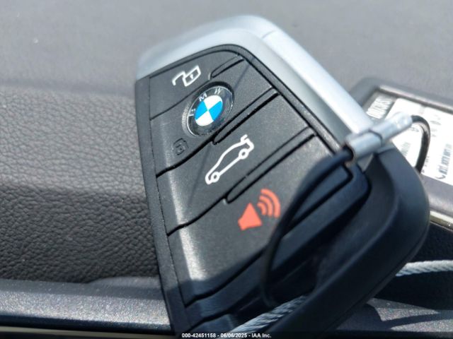 3MW69CW02S8F33269 BMW 3 Series 330i