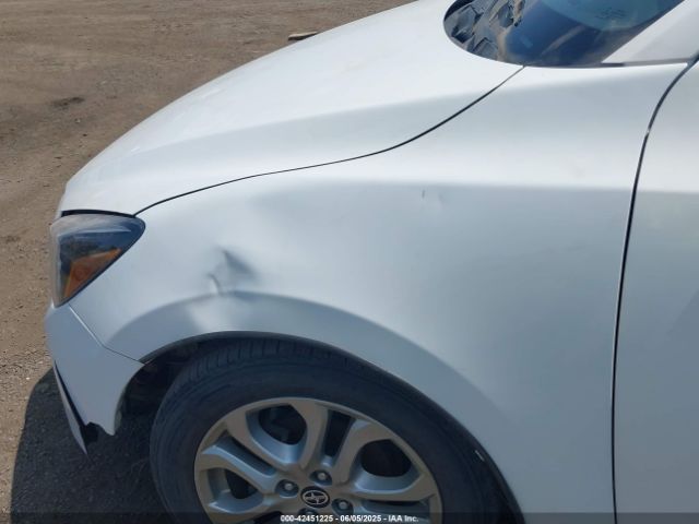 3MYDLBZV2GY107457 Scion IA
