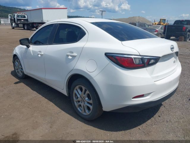 3MYDLBZV2GY107457 Scion IA