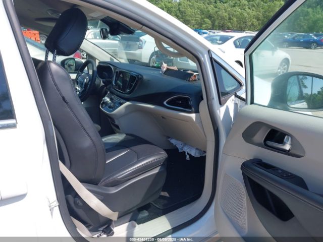 2023 CHRYSLER PACIFICA 2C4RC1BG9PR624944 Photo 4
