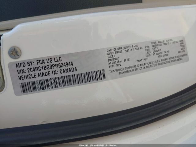 2023 CHRYSLER PACIFICA 2C4RC1BG9PR624944 Photo 8