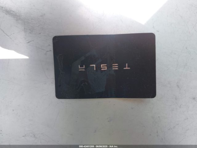 2021 TESLA MODEL Y 5YJYGDEF1MF092889 Photo 10