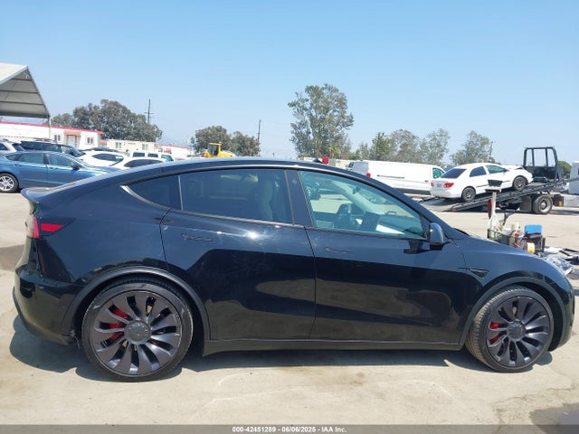 5YJYGDEF1MF092889 Tesla Model Y Performance Dual Motor All-wheel Drive