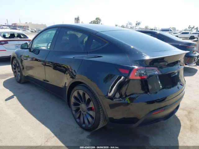2021 TESLA MODEL Y 5YJYGDEF1MF092889 Photo 2