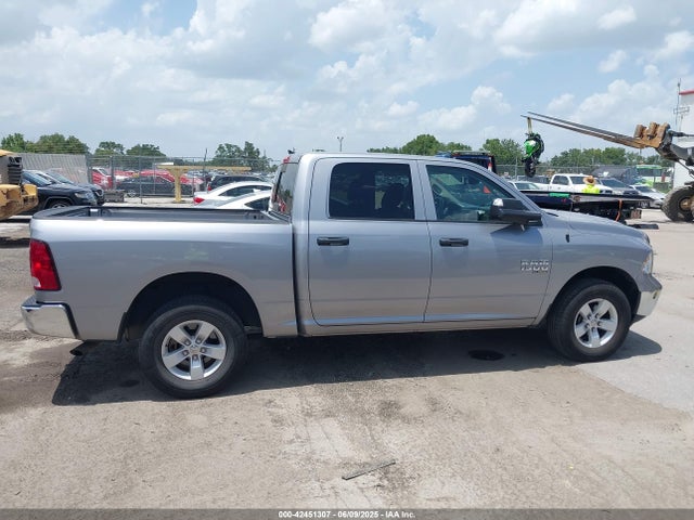 1C6RR7LG0PS517769 RAM 1500 Classic Slt  4x4 5'7 Box