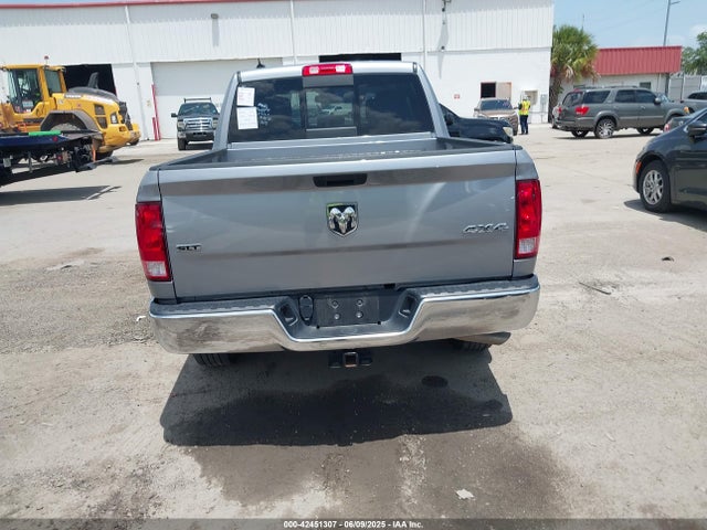 1C6RR7LG0PS517769 RAM 1500 Classic Slt  4x4 5'7 Box