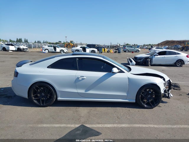 Audi RS 5 2014 WUAC6AFR2EA900989 Image 12