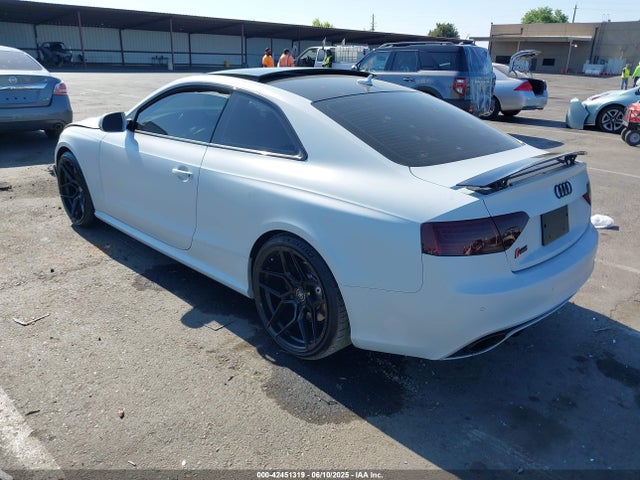 2014 AUDI RS 5 WUAC6AFR2EA900989 Photo 2