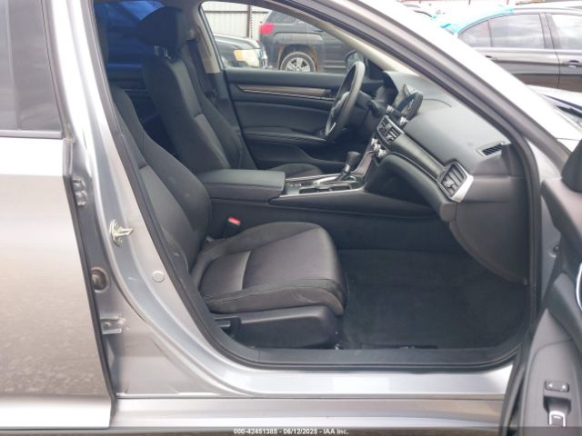 2019 HONDA ACCORD 1HGCV1F19KA088761 Photo 4
