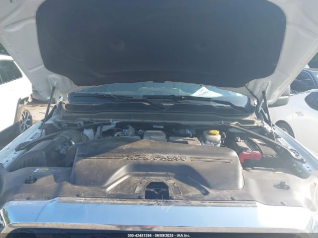 3C6UR5DLXRG338711 RAM 2500 Big Horn  4x4 6'4 Box