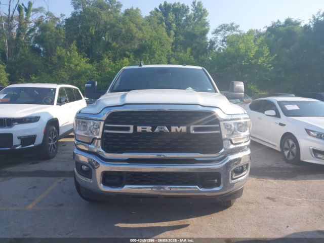 3C6UR5DLXRG338711 RAM 2500 Big Horn  4x4 6'4 Box