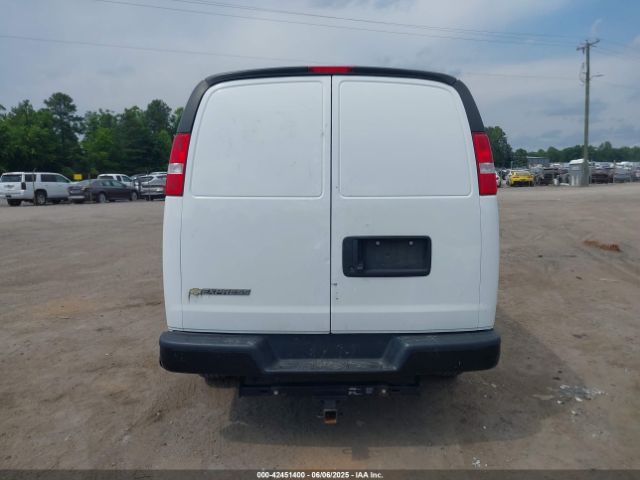 1GCWGAFP6M1206374 Chevrolet Express Cargo Rwd 2500 Regular Wheelbase Wt